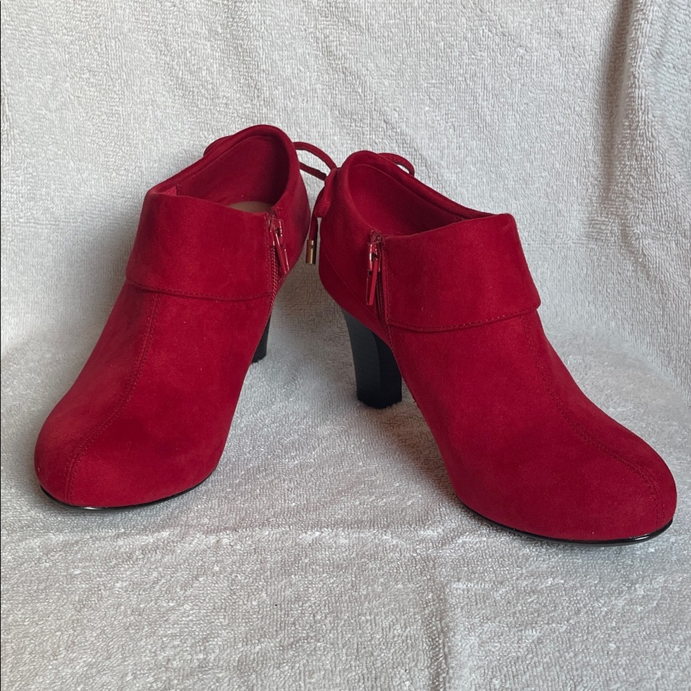 Coach and Four Red Heeled Booties Women’s size 7.5 side zip